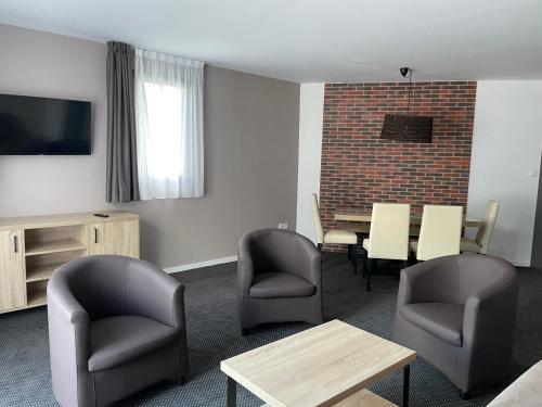 Studio cabine à Gourette, 6 pers, piscine, animaux admis - FR-1-860-25 (Studio cabine a Gourette, 6 pers, piscine, animaux admis - FR-1-860-25) in Eaux-Bonnes