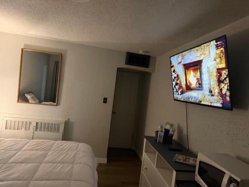 The Mint Motel - image 10