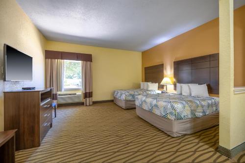 Days Inn & Suites by Wyndham Pasadena - image 14