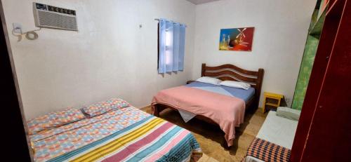 2 bedrooms, 6 beds