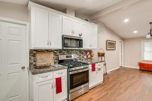 Hike & Relax: Tranquil Wooded Escape in Hockley in Magnolia (TX)