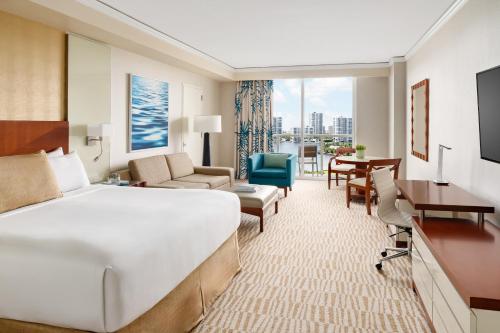 Junior Suite with Bay View