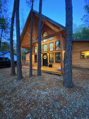 The Stunning Shady Creek Cabin