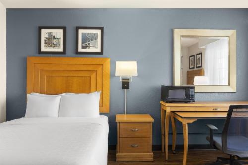 2 double beds