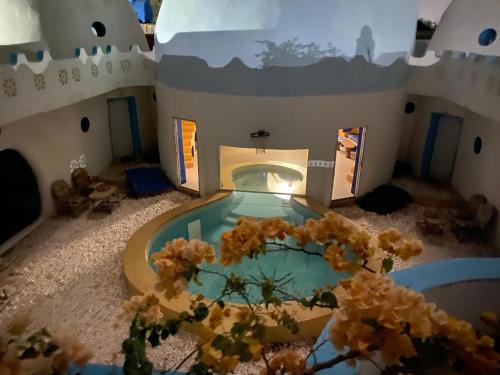 la maison blanche du lac in Ниага