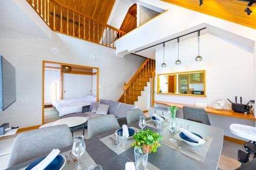 Hotel Iemirai Nakano Penthouse - SHINJUKU 12min train ride