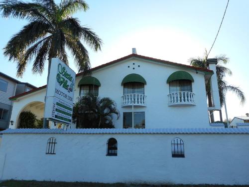 . Glenlyon Lodge - Gladstone