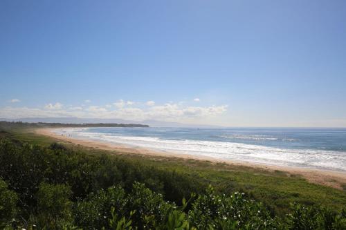 Villa Burra - Pet Friendly - 5 Mins Walk to the Beach in 杰维斯湾