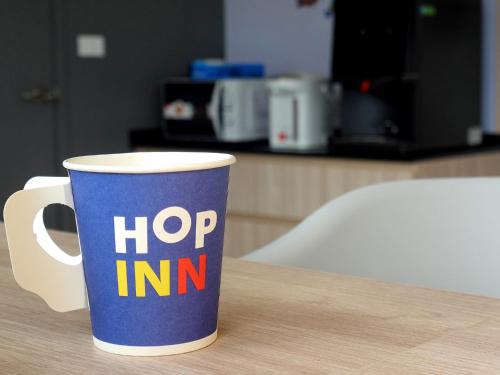 Facilities, HOP INN Tak in Tak