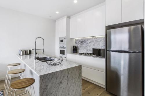 安靜熱門郊區精品公寓 (Boutique apartment in quiet, sought-after suburb) in 高菲爾