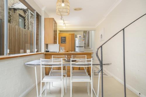 Comfortable Terrace in Central Location - image 12