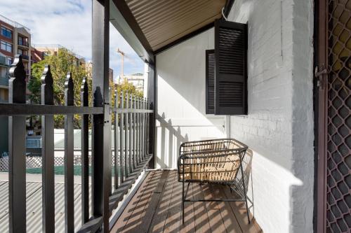 Beautiful 2-Bed Terrace House with Outdoor Areas - main image
