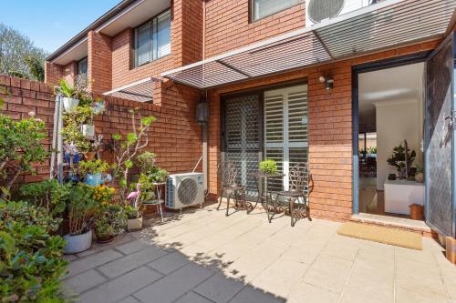 Elegantly Modern 2-Bed In The Heart of Chippendale Sydney