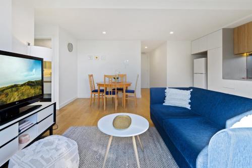 Cosy 1-Bed with Private Balcony By Showgrounds in 弗萊明頓