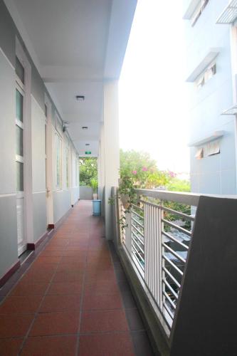 Balcony/terrace, Quan Quan Hotel near Red Beach