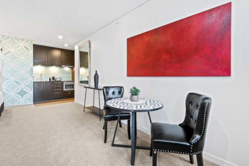 Charming 1-bed Central Studio Apartment - Bayside City