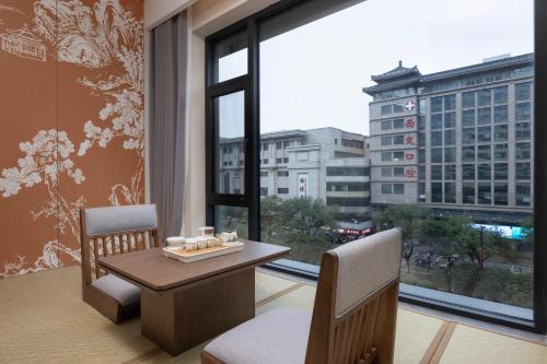 Balcony/terrace, UrCove By Hyatt Xi'an Bell Tower Huimin Street in Xian