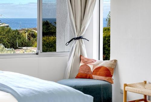 2-Bed Coastal Haven with Pool by Sunshine Beach - image 3