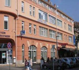 ทัศนียภาพภายนอกโรงแรม, Hotel Central in เปซ ดาวน์ทาวน์