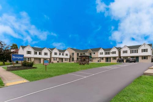 Rodeway Inn & Suites Hershey in Hershey, USA