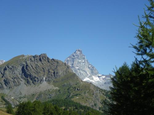 Aux Pieds du Roi - Suite & Spa - image 12