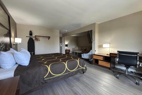 Super 8 By Wyndham Alton in Alton (IL)