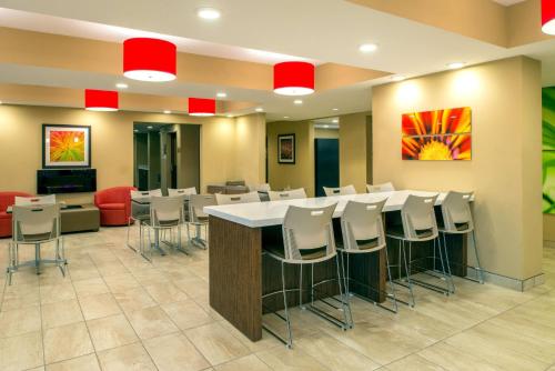 Instalações, Microtel Inn & Suites by Wyndham Red Deer in Red Deer (AB)