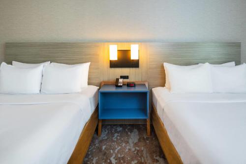 Double Room with Two Double Beds - Upper Floor