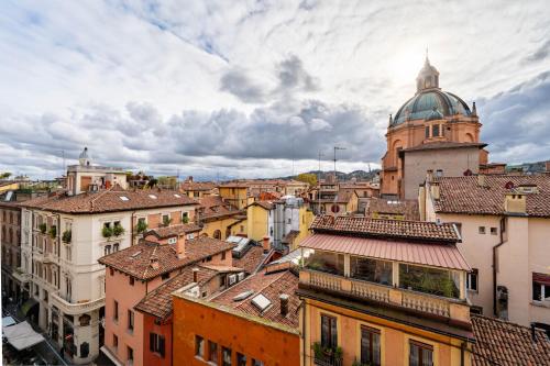Casa Lusso con 3 Camere con Affaccio Esclusivo su San Petronio