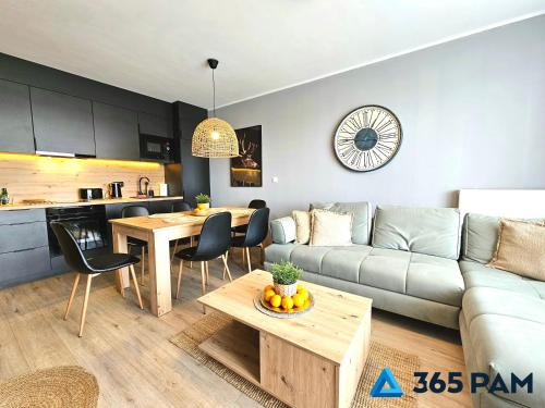 365PAM - Apartament Nefryt 6-osobowy - BASEN ZEWNĘTRZNY, PARKING W CENIE, Sarbinowo