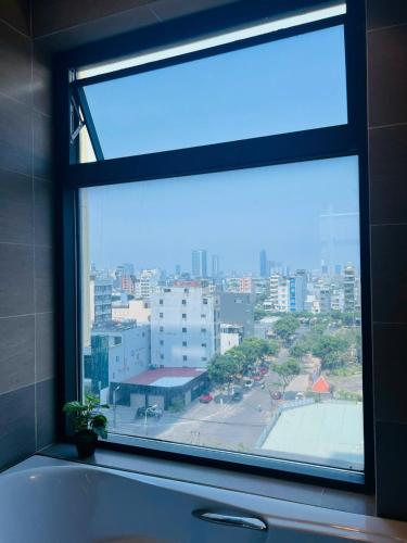 2 Bedroom Luxury Condo Free Pool Free Airport pick up in Da Nang — photo 6