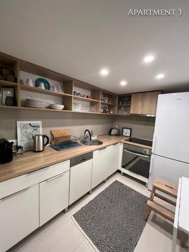 ベオグラード Airport Gate 25 3つ星 ゲストハウス 外観