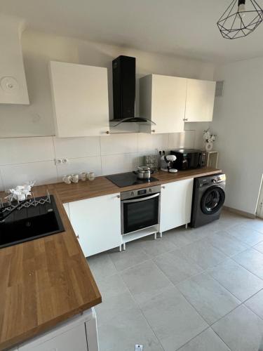 Le Toit des Volcans - 8 couchages - Terrasse privée et Wifi