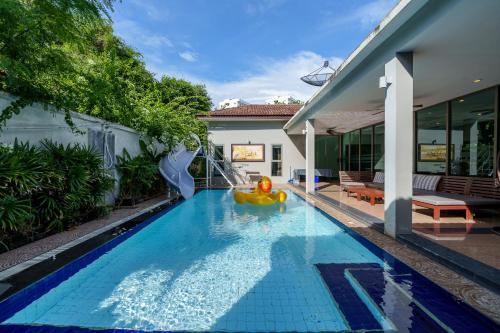 Villa Navin Beach Residence – Pattaya, DC