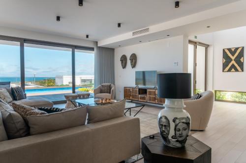 Peralta Beach - Stunning Villa with Private Pool 03 in อเรยา บรังกา