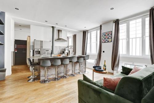 Bluestay 37 - Superb Apartment - Bataclan