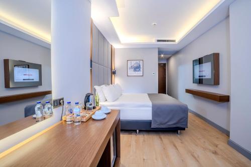 room detail thumbnail 0