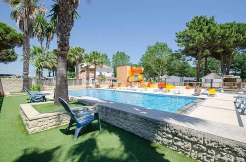 Camping 4 étoiles - Piscine - ccbbecb