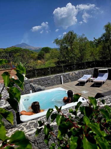 ETNAGLOW Luxory Sicilian Villa