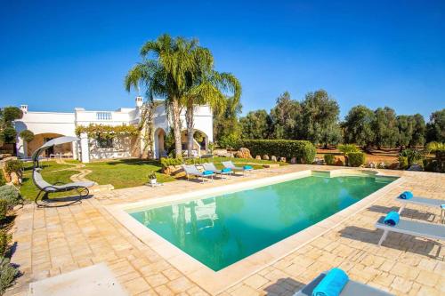 Villa Anfora by Villa Plus