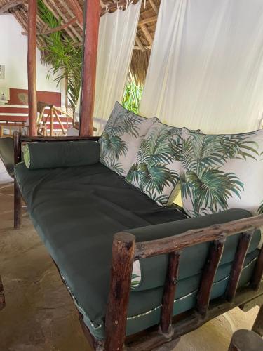 Coast comfort service lounge in Malindi