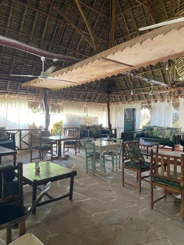Coast comfort service lounge in Malindi