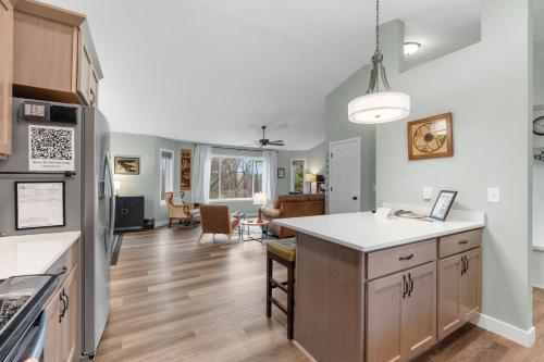 virtuve, Hansen Park Place in New Brighton (MN)