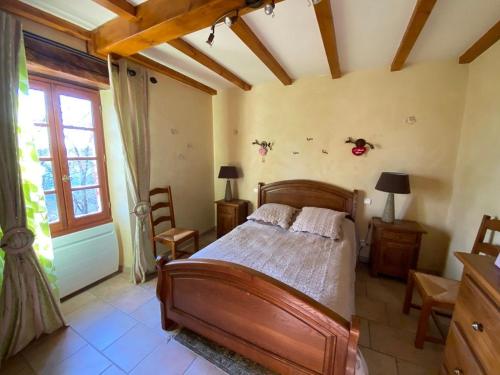 La maison des lieux in Touffailles