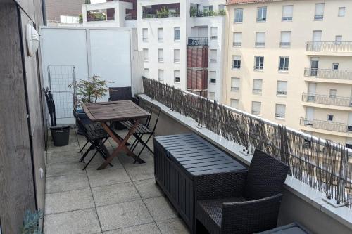 Comfortable apartment near transport