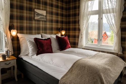 1 queen bed
