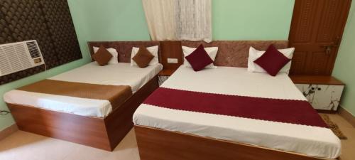 Griham homestay Near Assi Ghat - image 3