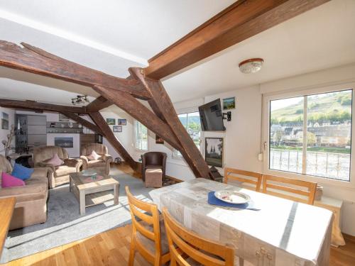 Fewo Anton im Haus Moselwelt 227m von Zell (Mosel) entfernt