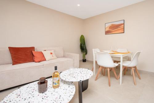 Nice Saint Roch - Bel appartement rénové - EV