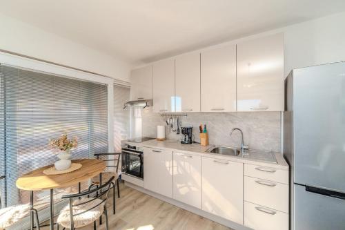 Mare beautiful sea view apartment in Mandre (Kolan)